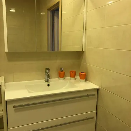 2 Kambariu Erdvus Butas Centre